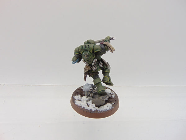 Primaris Lieutenant in Reiver Armour