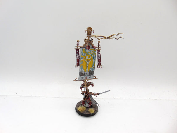 Vanari Bannerblade