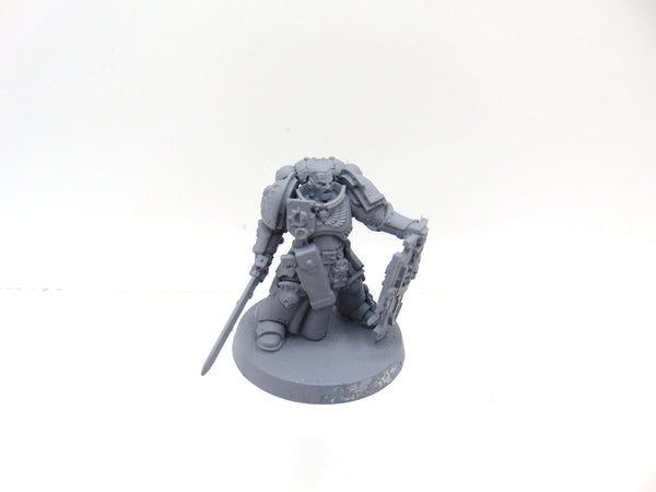 Primaris Lieutenant with Storm Shield