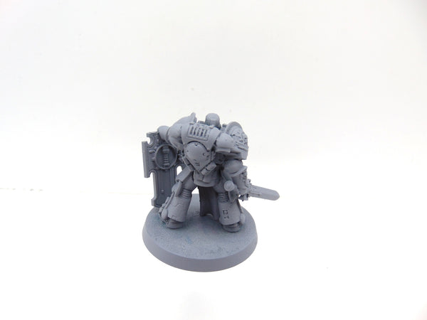 Primaris Lieutenant with Storm Shield