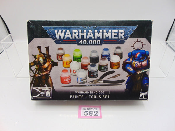 Warhammer 40,000 Paints + Tools Set