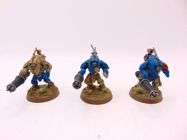 XV25 Stealth Battlesuits
