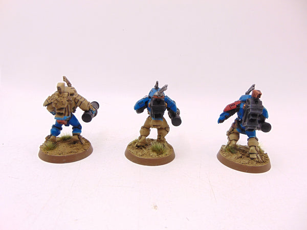 XV25 Stealth Battlesuits