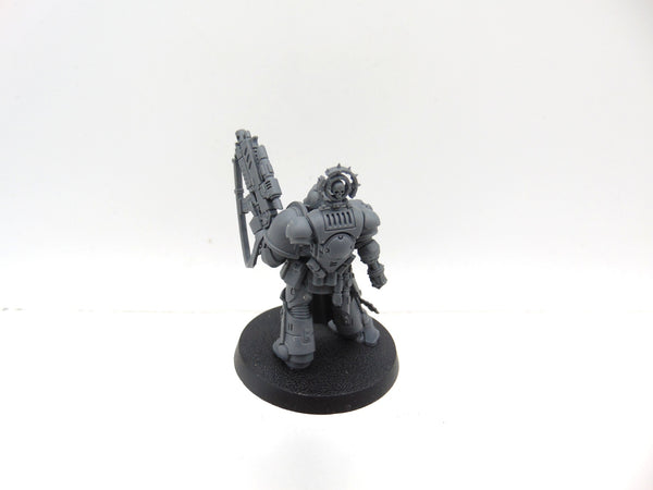 Primaris Veteran with Bolt Rifle