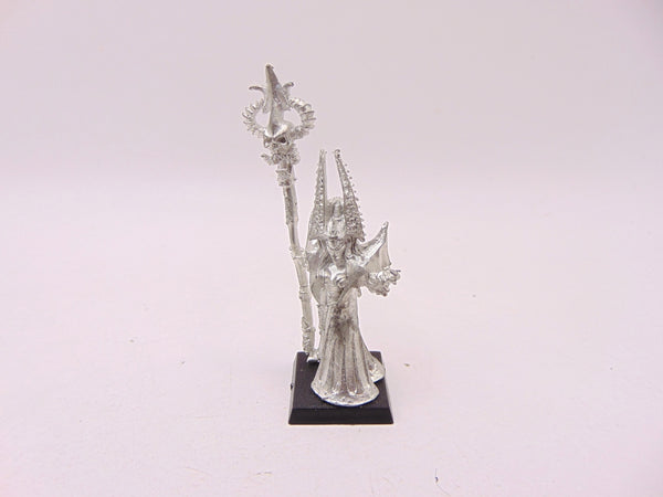 Dark Elf Sorceress