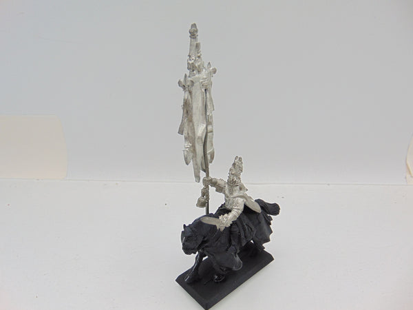 Paladin Army Standard Bearer