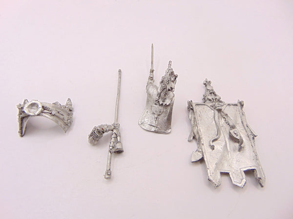 Paladin / Army Standard Bearer