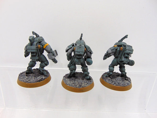 XV25 Stealth Battlesuits