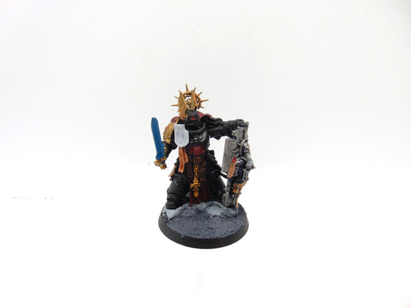Primaris Captain with Relic Shield