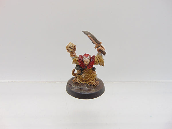 Skaven Warlock with skull