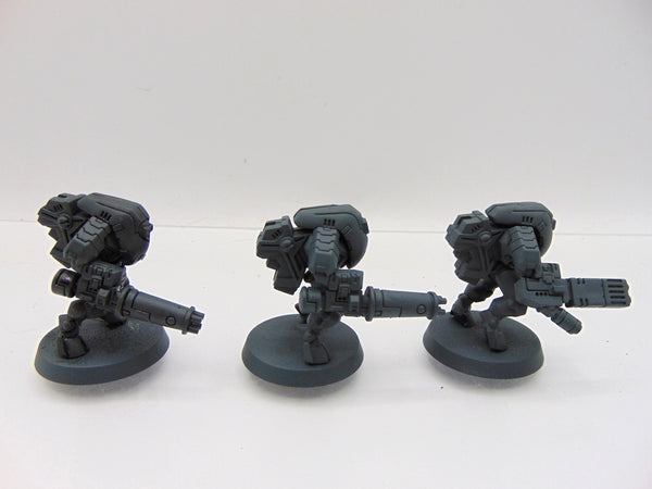 XV25 Stealth Battlesuits