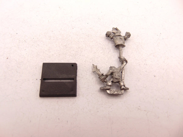 RRD5 Ruglud's Armoured Orcs Standard