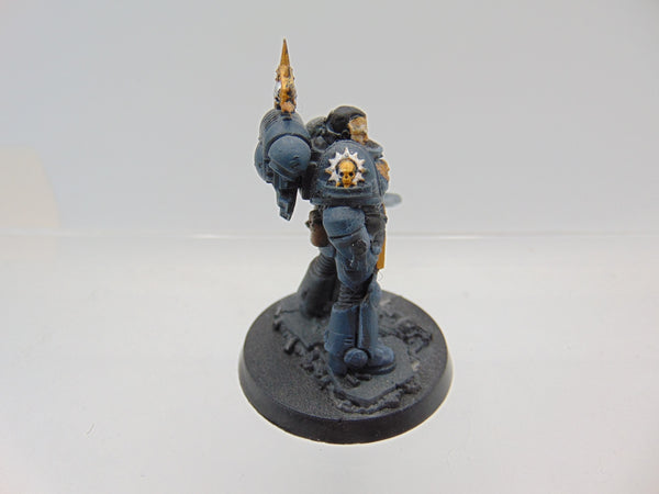 Primaris Lieutenant Amulius