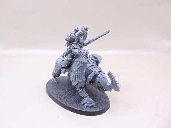 World Eaters Chaos Lord on Juggernaut