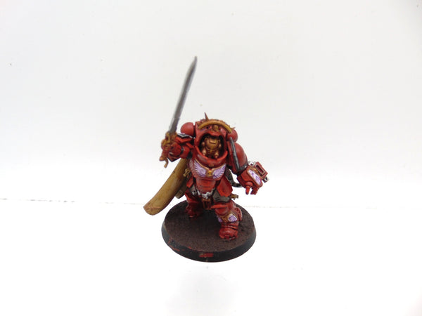 Primaris Captain in Gravis Armour
