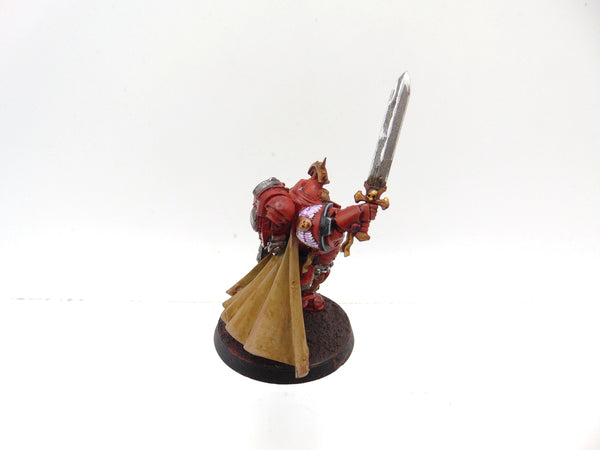 Primaris Captain in Gravis Armour