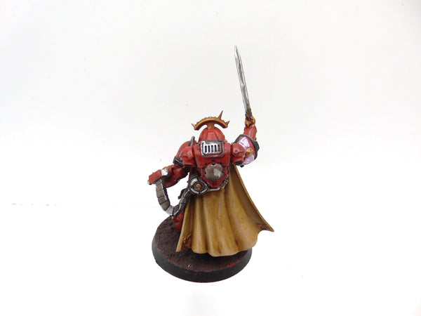 Primaris Captain in Gravis Armour