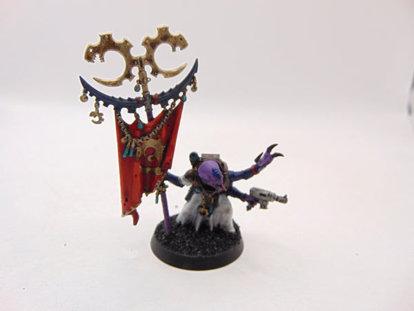 Acolyte Iconward