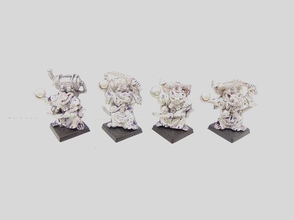 Skryre Acolyte / Poison Wind Globadiers