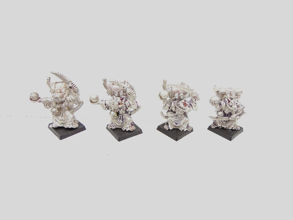 Skryre Acolyte / Poison Wind Globadiers