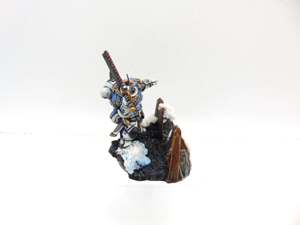 Primaris Captain in Phobos Armour