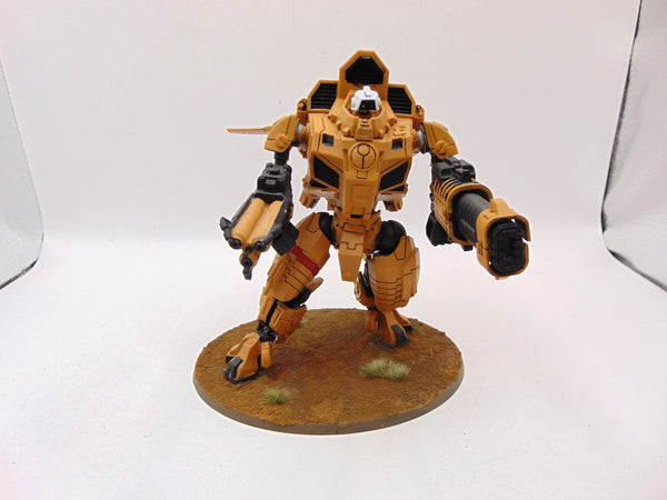 Y'vahra Battlesuit