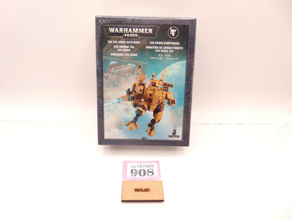 Tau XV8 Crisis Battlesuit