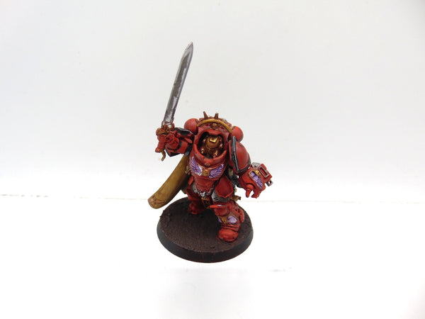 Primaris Captain in Gravis Armour