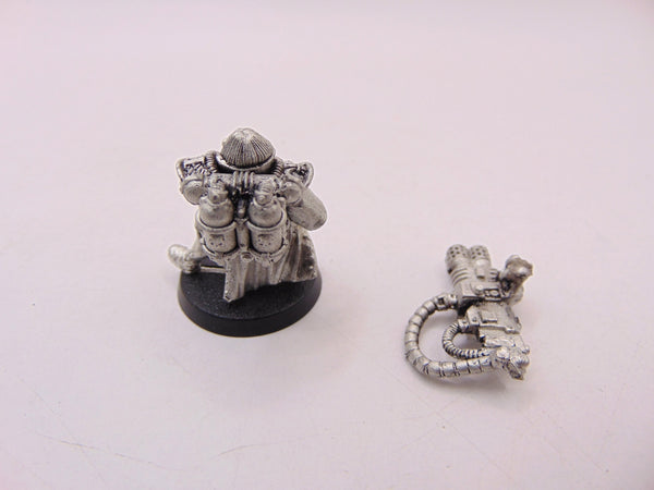 Battle Sister with Heavy Flamer