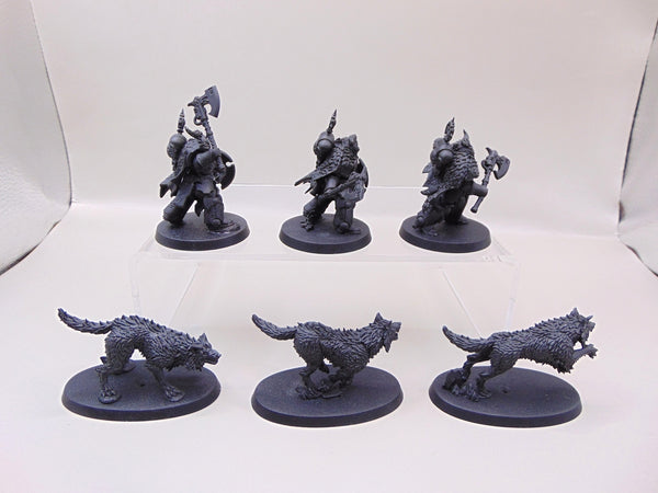 Wolf Guard Headtakers