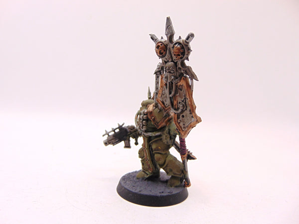 Plague Marine Icon Bearer