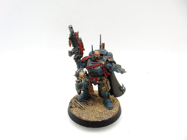 Primaris Captain in Phobos Armour