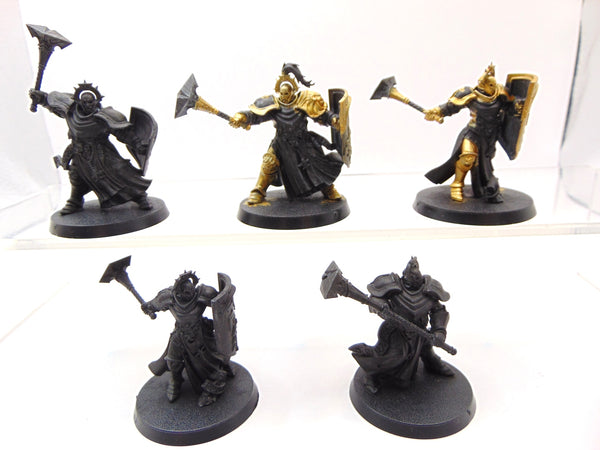 Sequitors