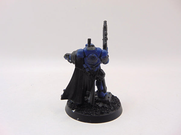 Primaris Captain in Terminator Armour