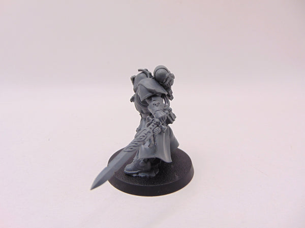 Primaris Librarian in Phobos Armour