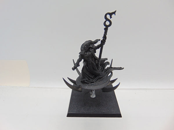 Chaos Tzeentch Sorcerer on disc limited edition