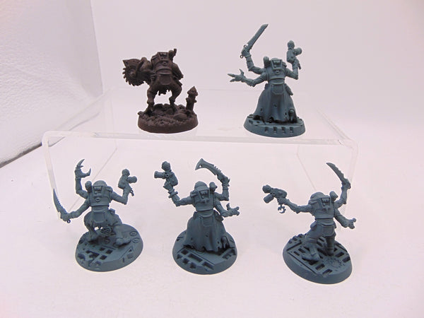 Acolyte Hybrids