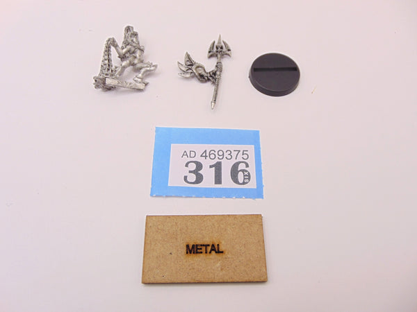 Wych with Shardnet & Impaler