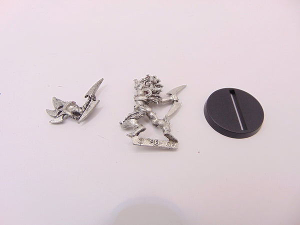 Wych with Hydra Knives