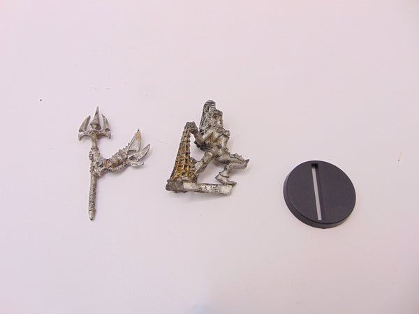 Wych with Shardnet & Impaler