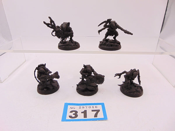 Acolyte Hybrids