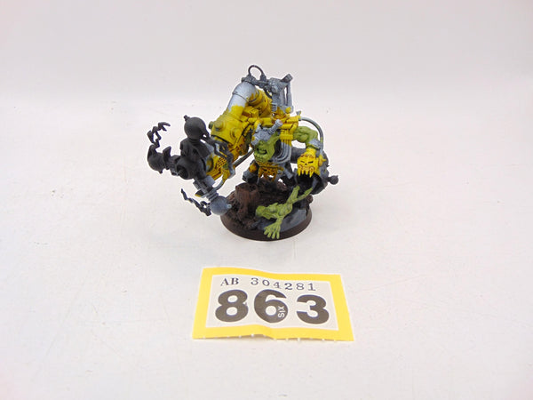 Big Mek with Shokk Attack Gun