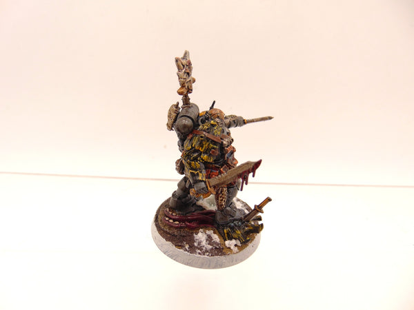 Primaris Lieutenant with Combi Weapon