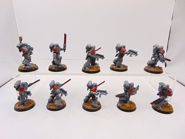Grey Hunters