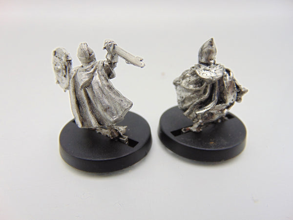 Armoured Merry and Pippin
