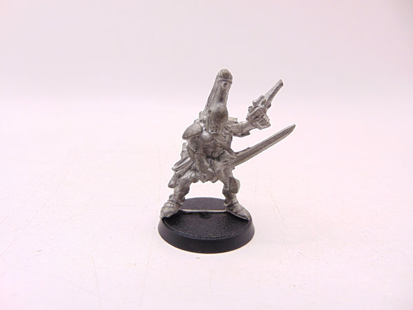 Guardian with Power Sword & Shuriken Pistol