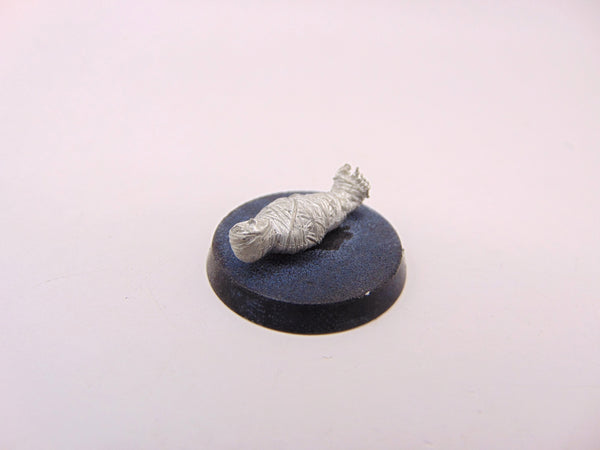 Frodo Clutches of Shelob