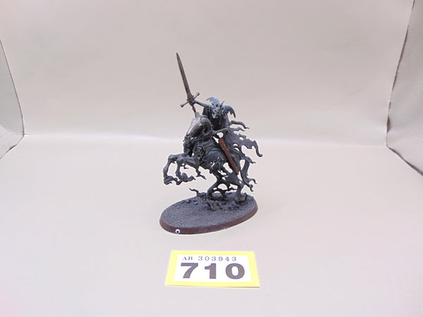 Knight of Shrouds on Ethereal Steed