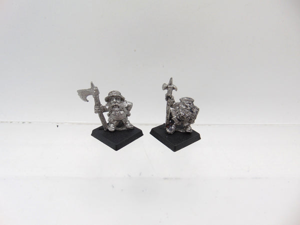 MM10 Dwarf Warriors