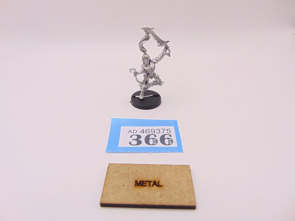 Wych with Flachion & Razor